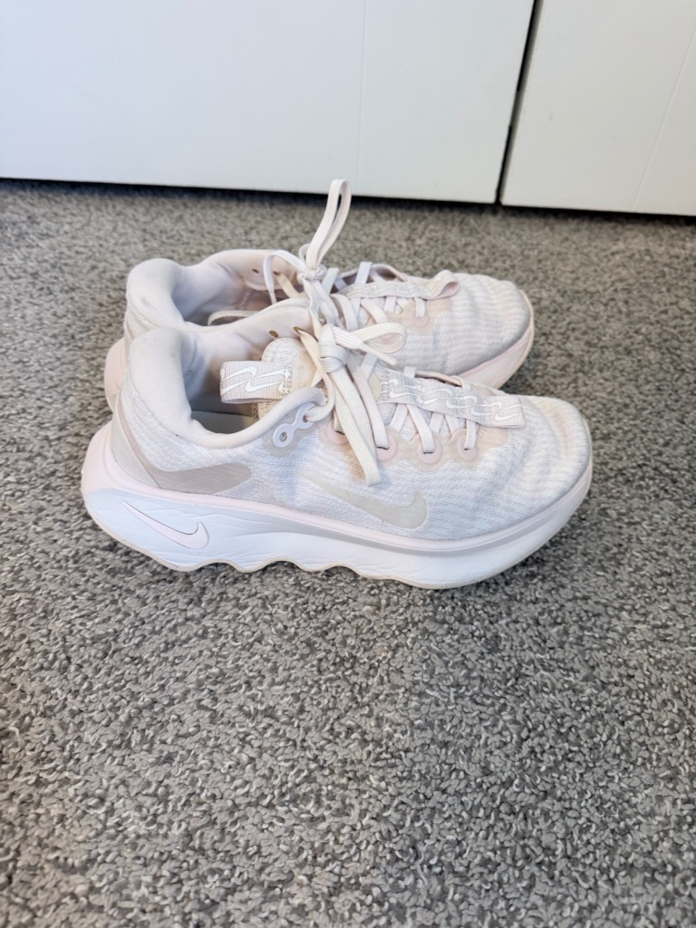 Nike Motiva Women's Walking Shoes - Pearl Pink & White - Picture 3 of 6